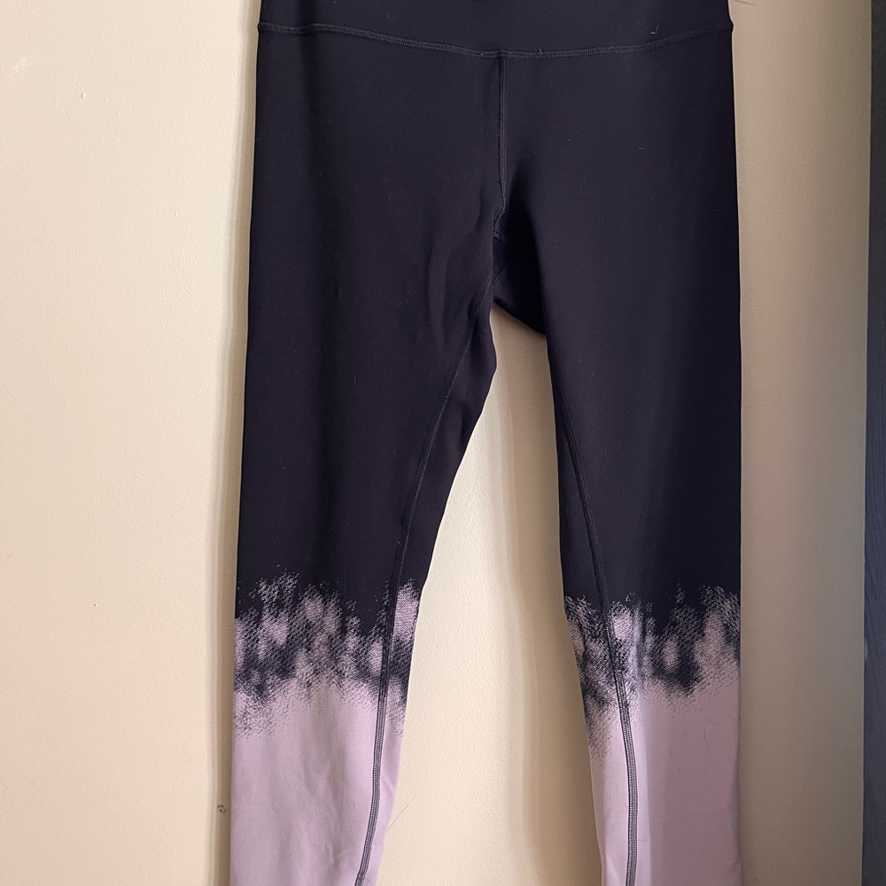 Lululemon Wonder Train Hi Rise Tight 25" Black and Grey Ombre Leggings
